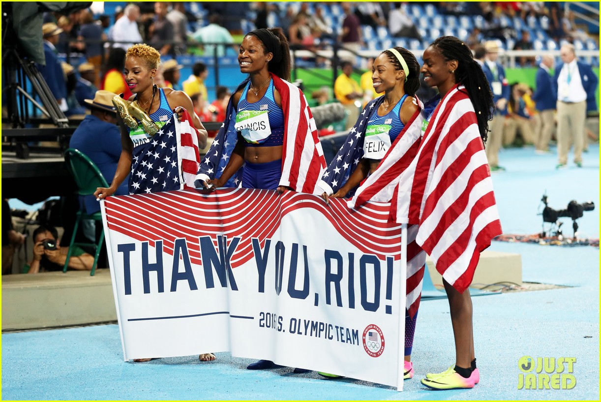 team usas allyson felix wins her sixth gold in womens 4x400 relay 05