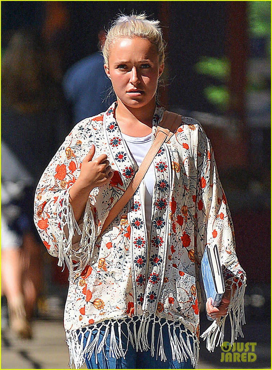 Hayden Emerges After Receiving Postpartum Depression