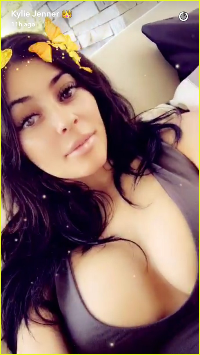 kylie jenner credits her period for her enlarged breasts 063742086