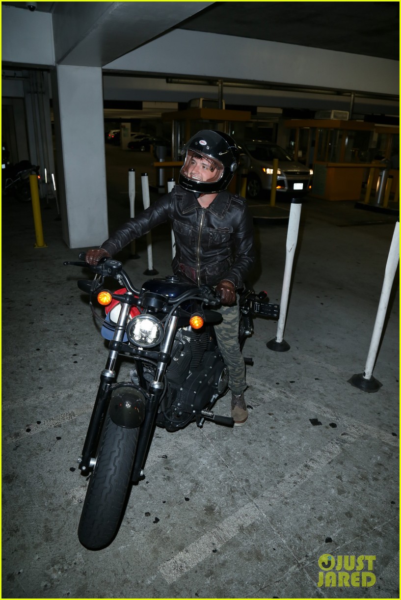 josh hutcherson rides his motorcycle to the movies404mytext3745778