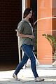 lana del rey shows off her midriff while grabbing lunch01718