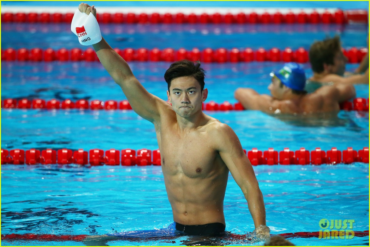 chinese swimmer ning zetao has the internet thirsting over him 103727016