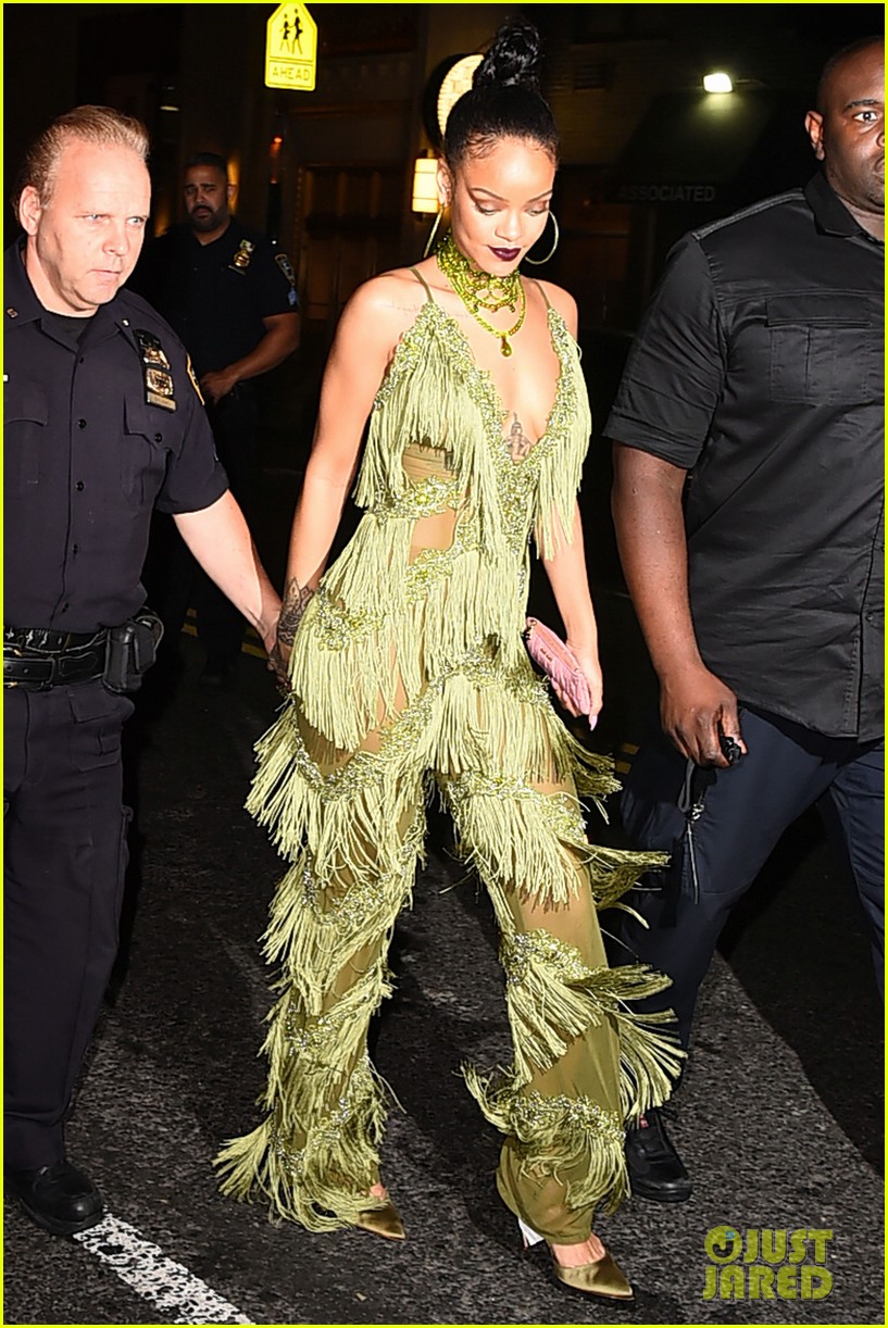 rihanna drake leave vmas after party together 093744242