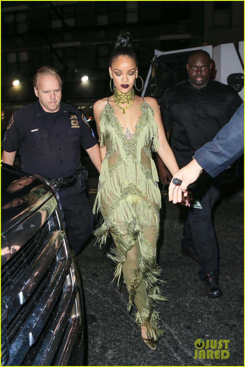 rihanna drake leave vmas after party together 17