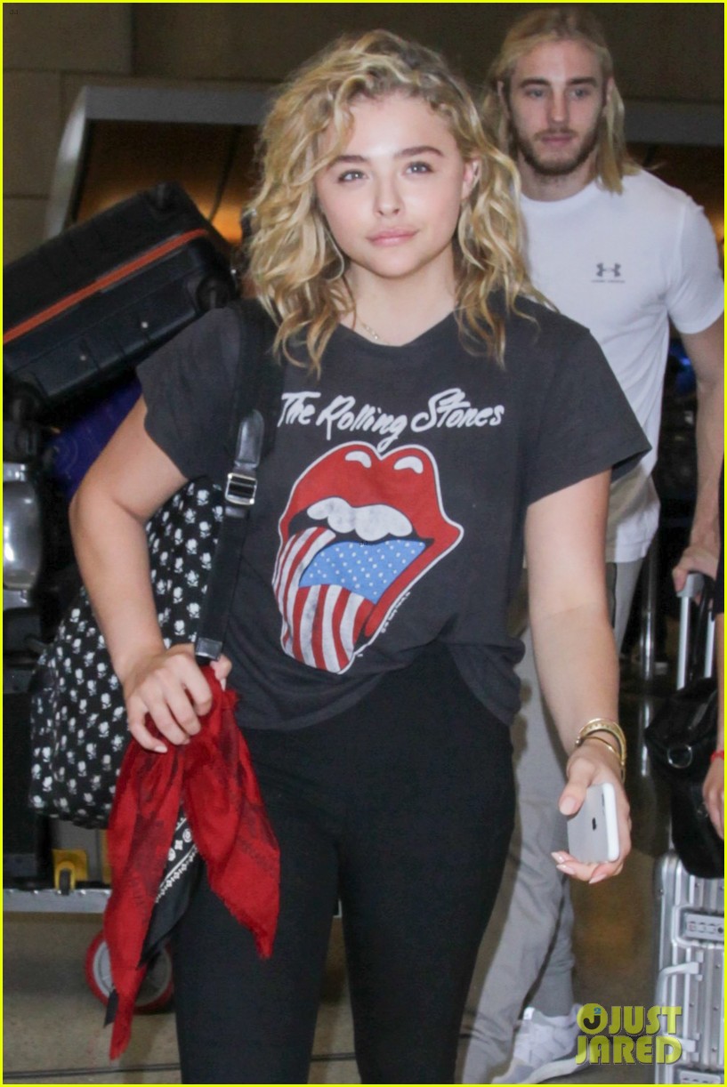 chloe moretz says people misjudge her shyness for being standoffish202mytext3746685