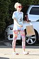 miley cyrus and liam hemsworth step out separately to grab some grub in malibu 12