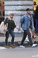 hilary duff jason walsh holding hands first time 01
