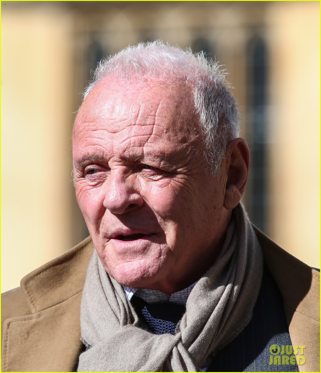 anthony hopkins and laura haddock film new scenes for transformers 5 in oxford 38