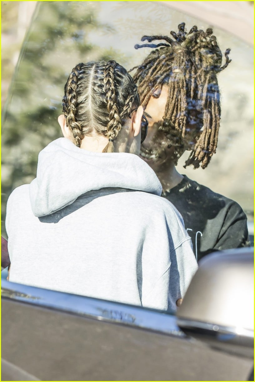 jaden smith shows some pda with girlfriend sarah snyder 25