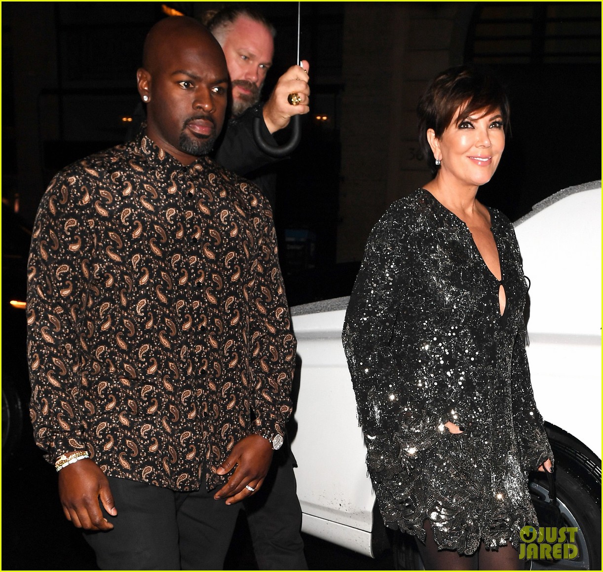 kim kardashian and siter kourtney get glam for a night out in paris 423774724