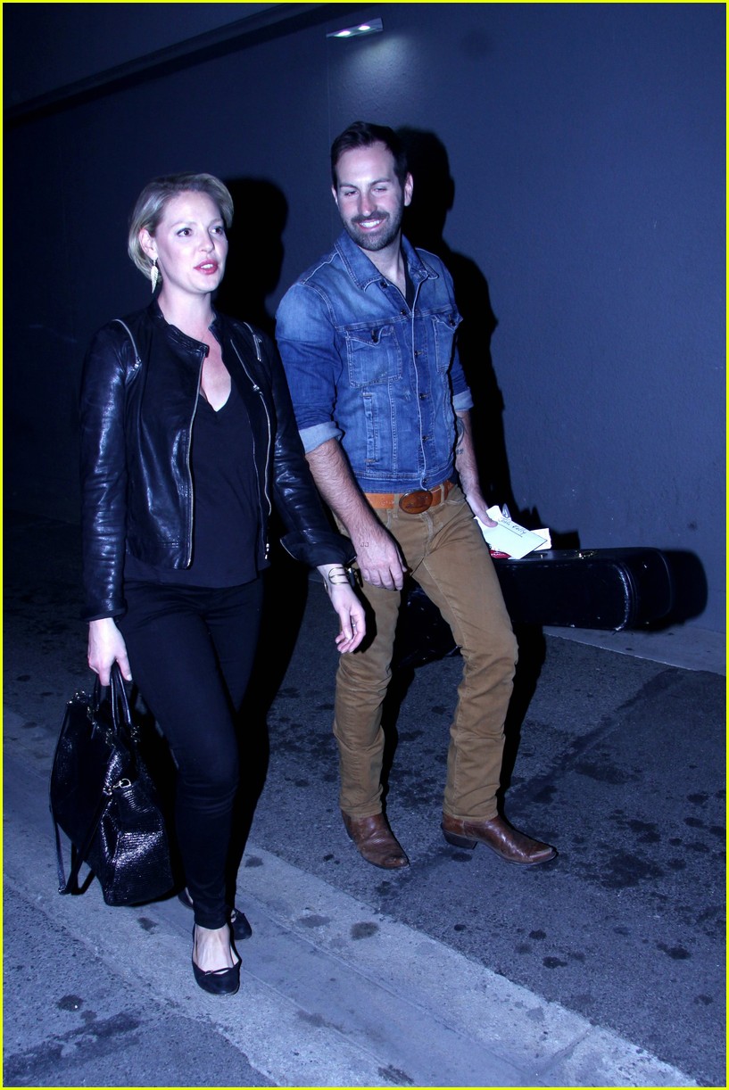 pregnant katherine heigl josh kelley have a night out 123770920