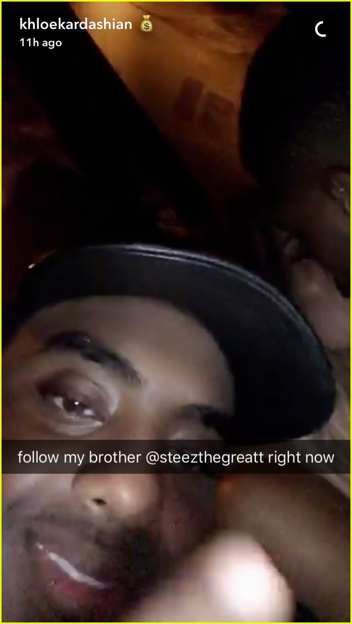 Khloe Kardashian & Tristan Thompson Kiss in a Snapchat Video: Photo 3762615  | Khloe Kardashian, Tristan Thompson Photos | Just Jared: Entertainment News