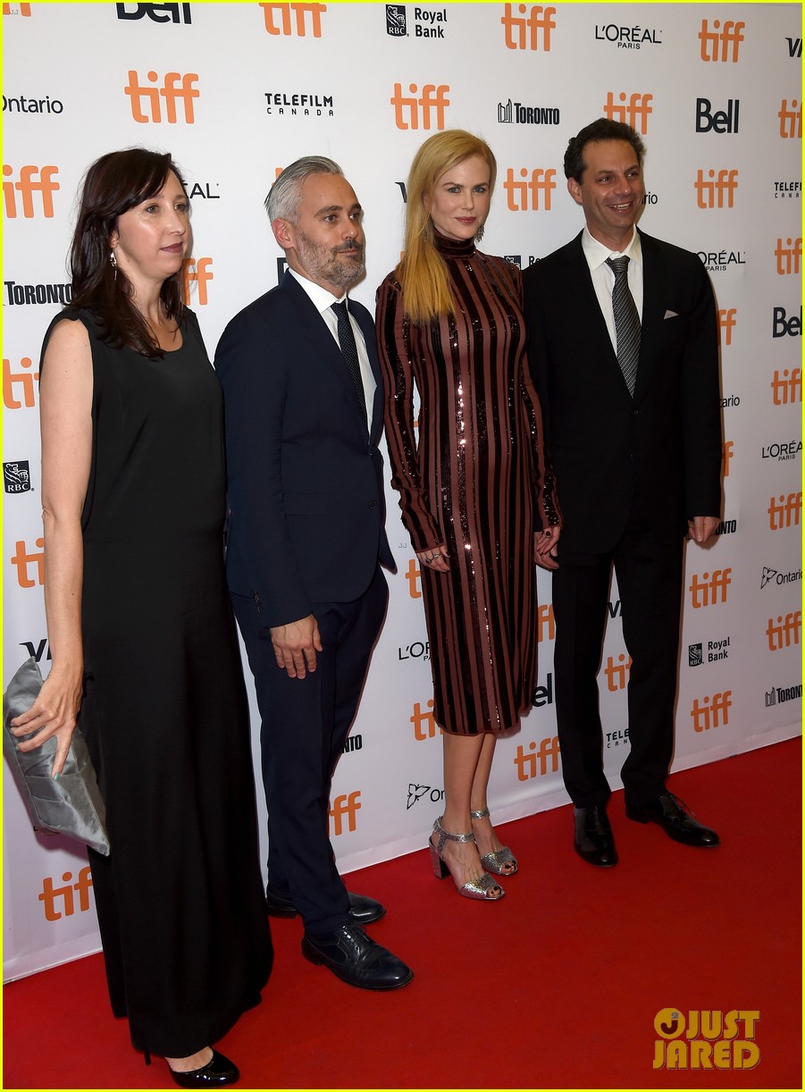nicole kidman and rooney mara get glam for lion premiere at tiff 20163 023755522