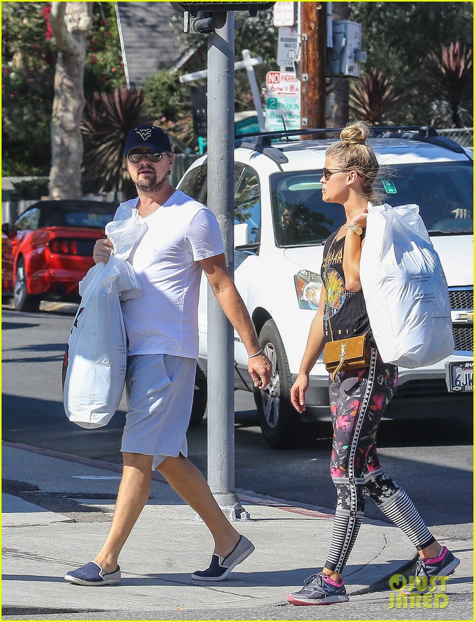 Leonardo DiCaprio & Nina Agdal Hold Hands After Brunch: Photo 3747205 | Leonardo  DiCaprio, Nina Agdal Photos | Just Jared: Entertainment News Leonardo DiCaprio & Nina Agdal Hold Hands After Brunch: Photo 3747205 | Leonardo  DiCaprio, Nina Agdal Photos | Just Jared: Entertainment News
