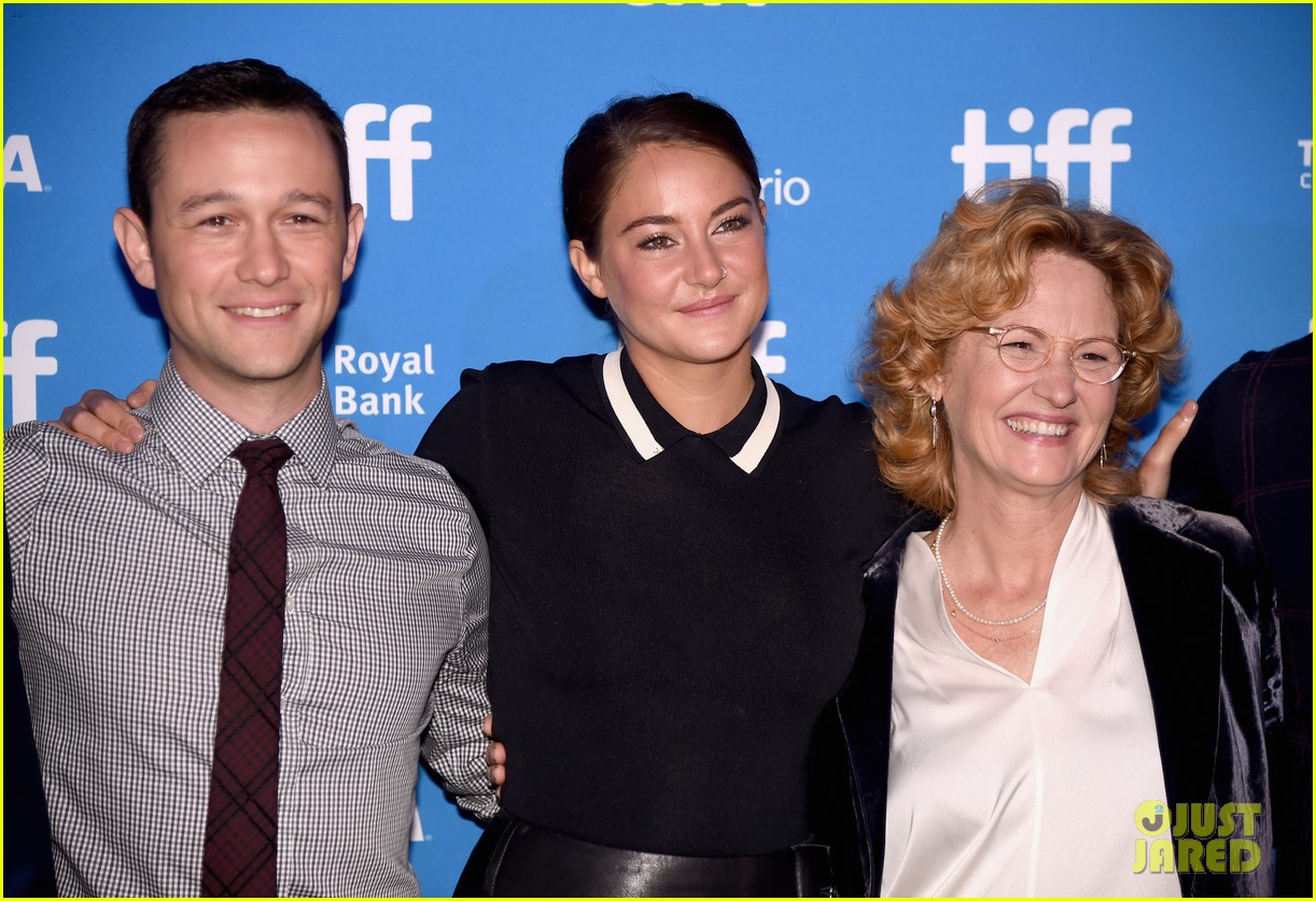 Joseph GordonLevitt & Shailene Woodley Attend 'Snowden' Press