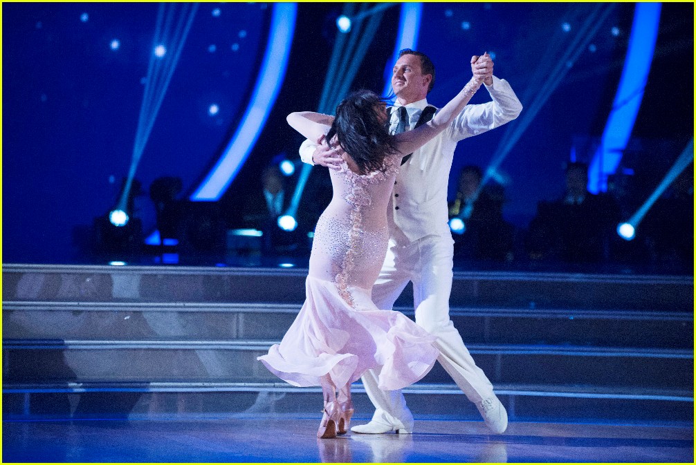 ryan lochte dancing with the stars premiere 053757843