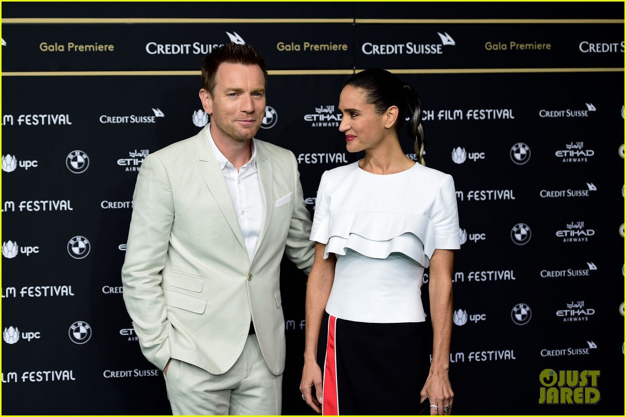 ewan mcgregor on his directing debut american pastoral the most extraordinary 183771261