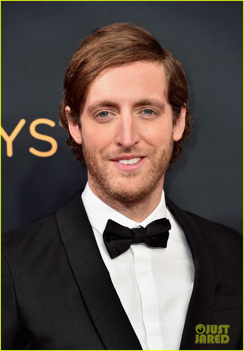 Thomas Middleditch & 'Silicon Valley' Cast Hit Up Emmys 2016 Photo