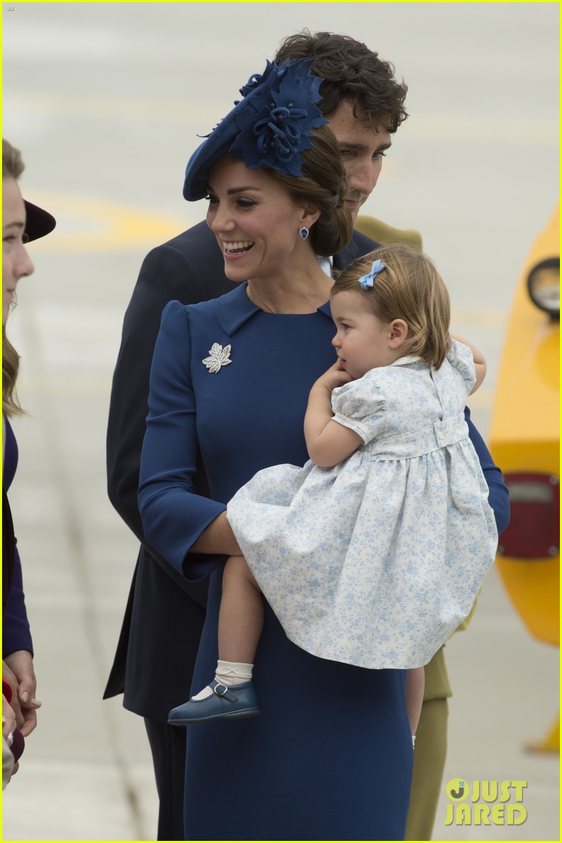Prince William & Kate Middleton Arrive in Canada With Prince