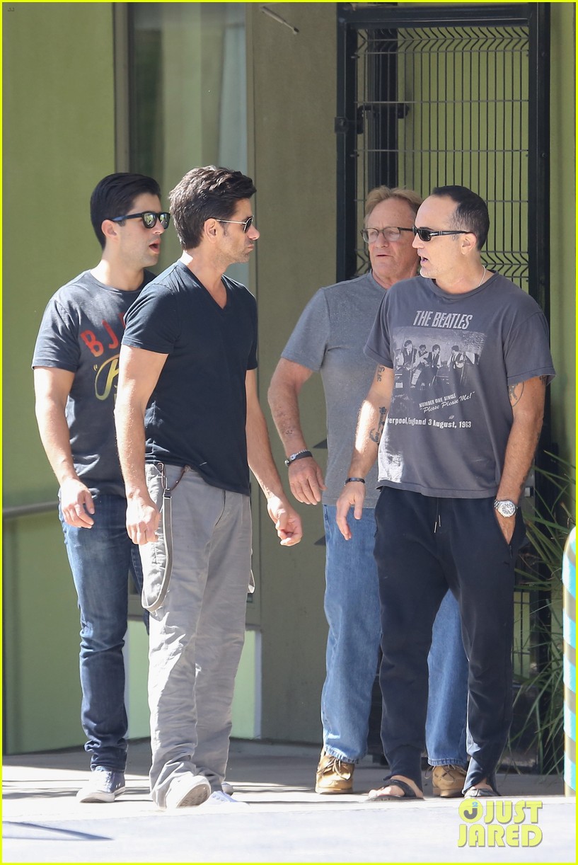 john stamos goes out with grandfathered co star josh peck 02