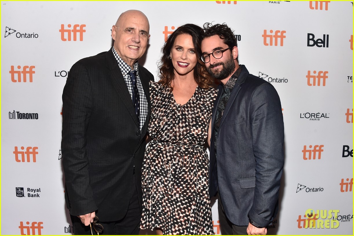 Jeffrey Tambor Doesn't Think Caitlyn Jenner Is A 'Figurehead' For