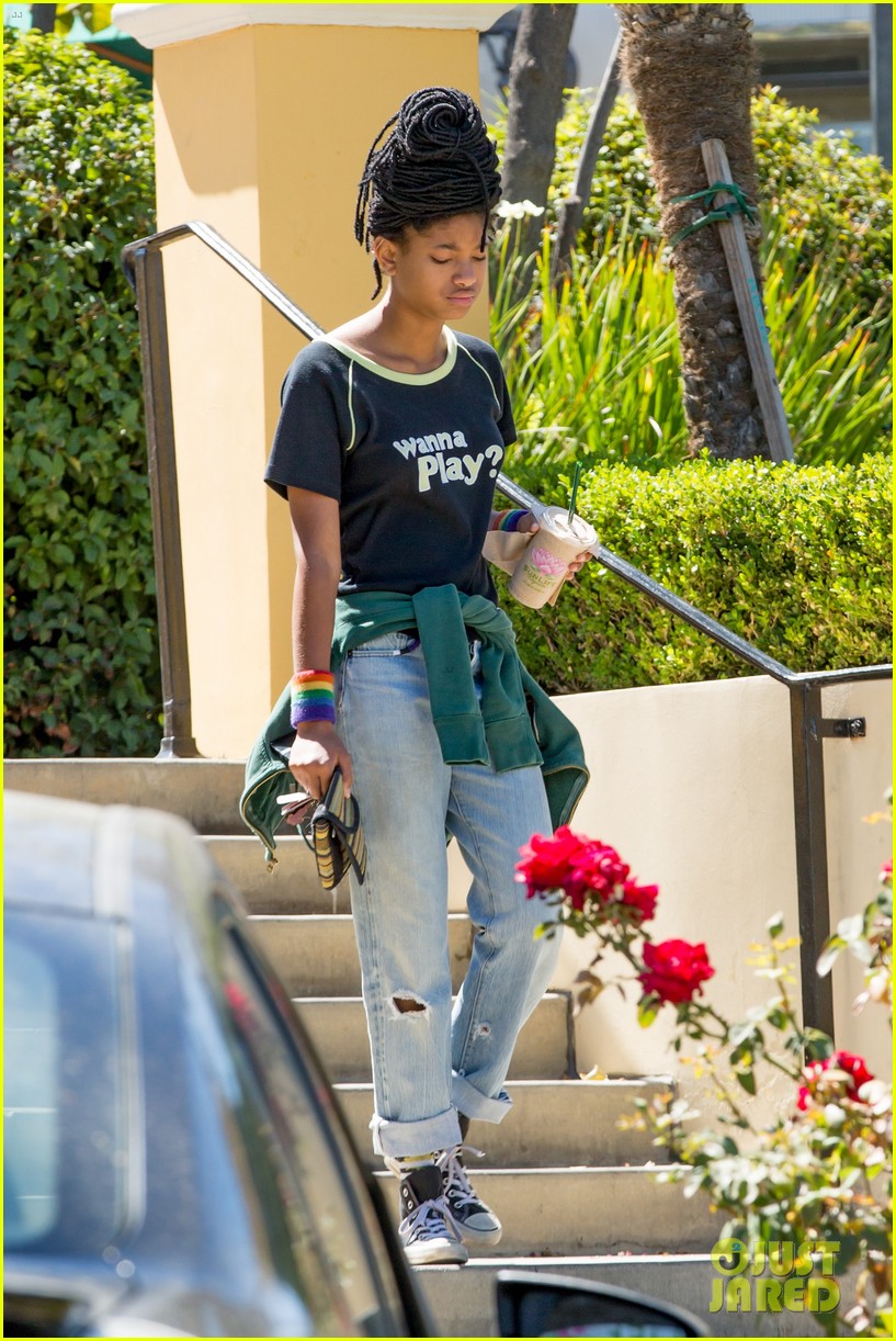 jaden willow smith hang out separately in ia01007mytext3762956