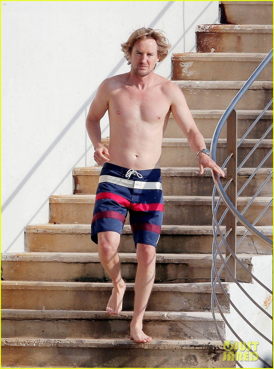 owen wilson goes shirtless bares fit bod in france 01