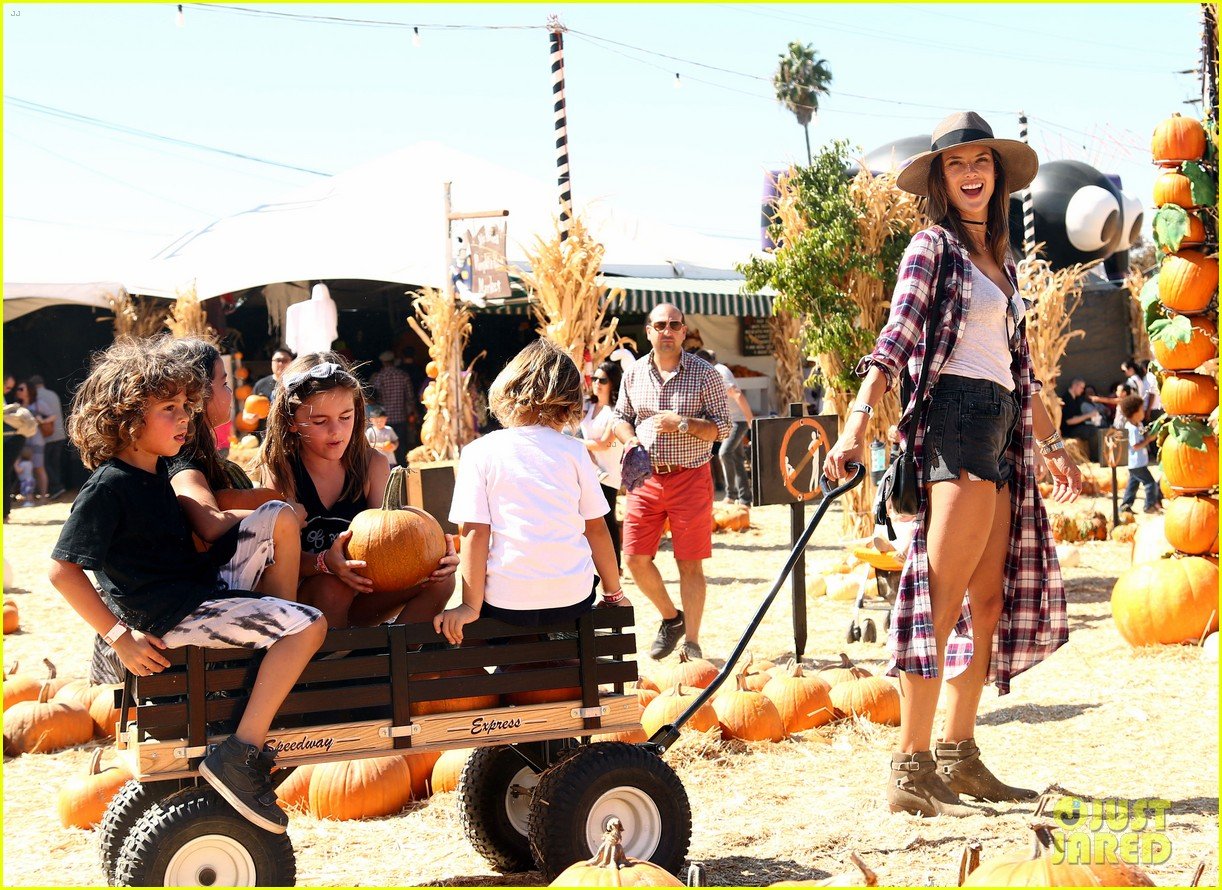 alessandra ambrosio visits a pumpkin patch with her kids 143782605