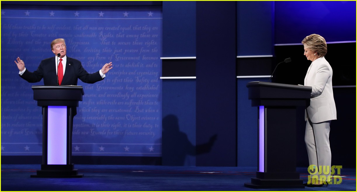 Hillary Clinton Calls Out Donald Trump for 'Celebrity Apprentice ...