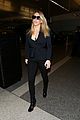 ellie goulding lands at lax airport 01