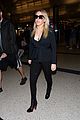 ellie goulding lands at lax airport 05