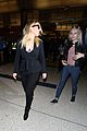 ellie goulding lands at lax airport 08