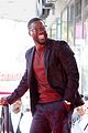 kevin hart gets support from family halle berry at walk of fame ceremony 16