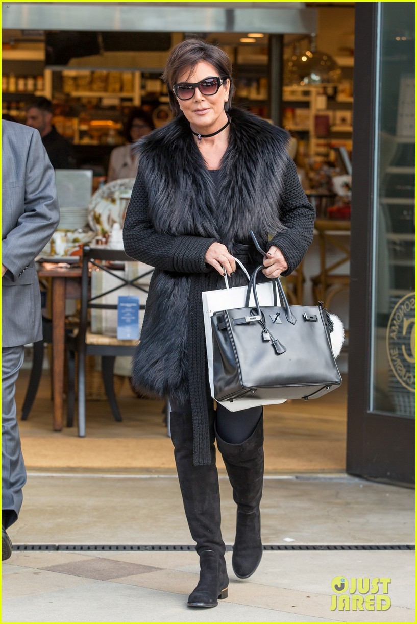 kris jenner amps up security for an afternoon out 10