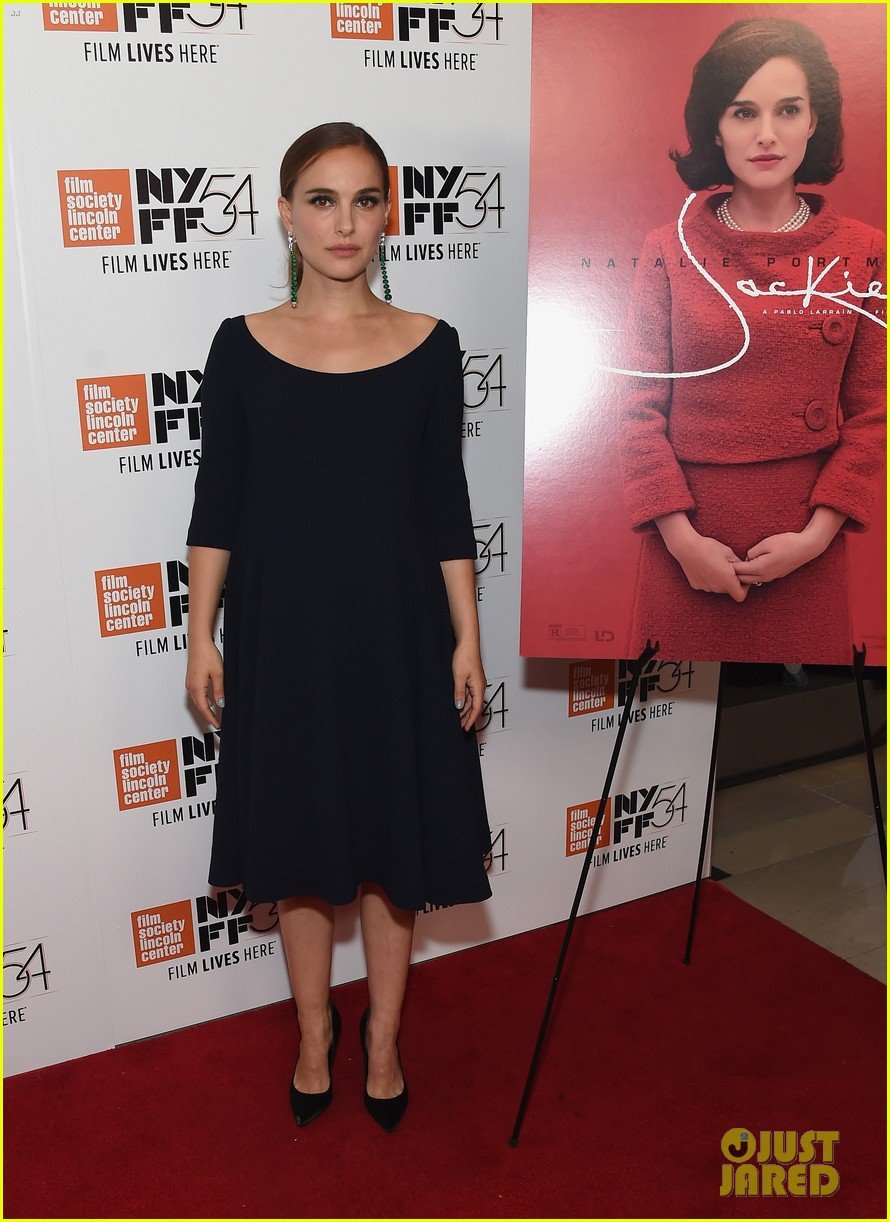 Pregnant Natalie Portman Is Simply Stunning at 'Jackie' NYC Premiere