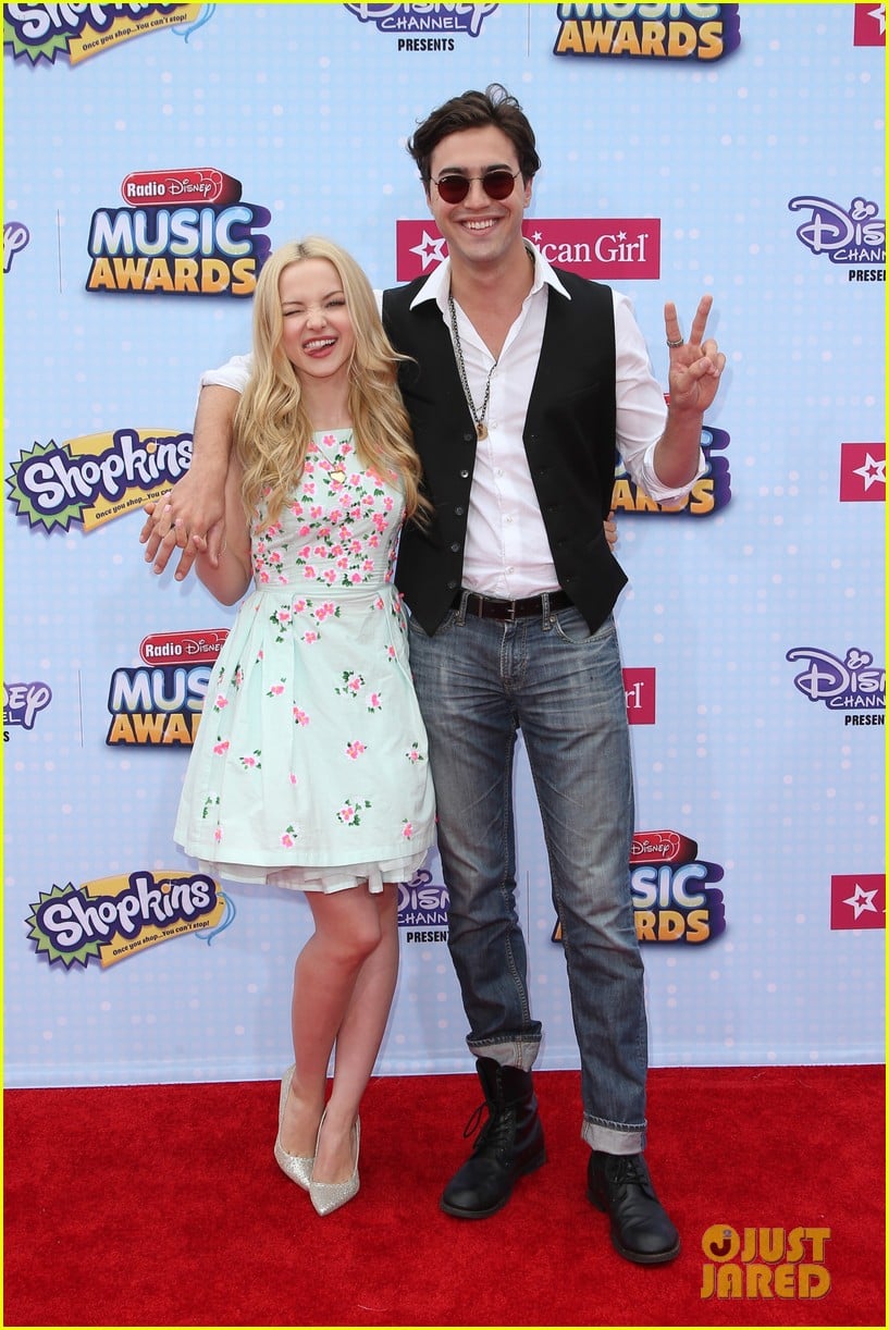 Dove Cameron & Ryan McCartan Call Off Engagement; Confirm Split After(00)