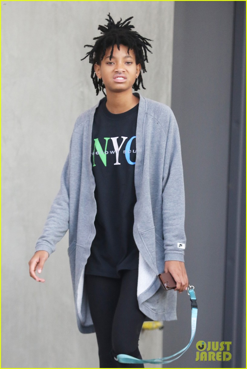jaden and willow hang out in weho01008mytext3784423