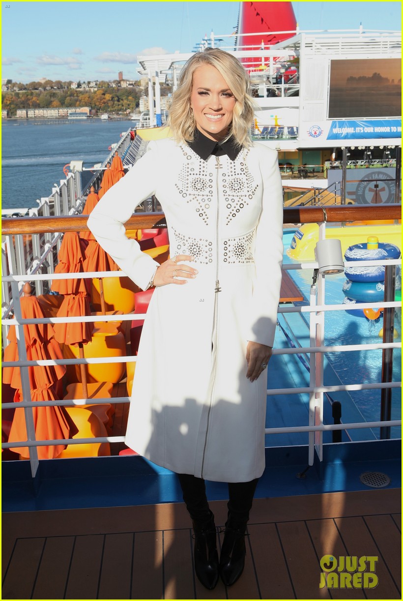 Carrie Underwood Hops Aboard Carnival Cruise to Honor Military Familes