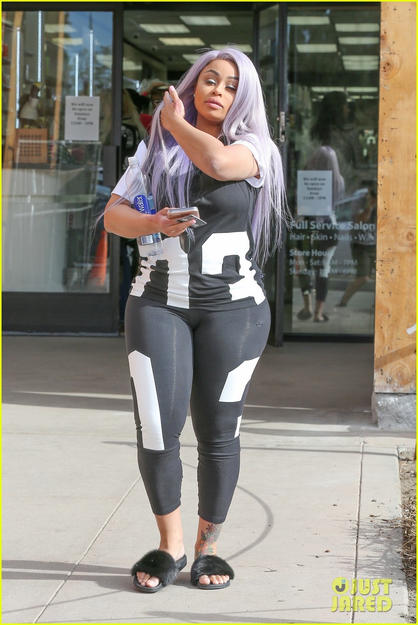 blac chyna steps out days after giving birth 113811936