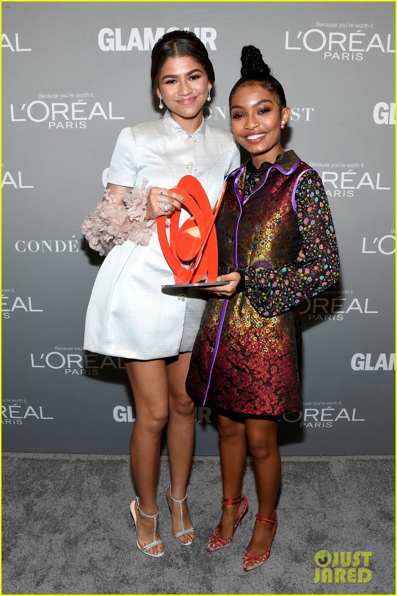 care delevingne zendaya and demi lovato get glam for glamour women of the year 033808813