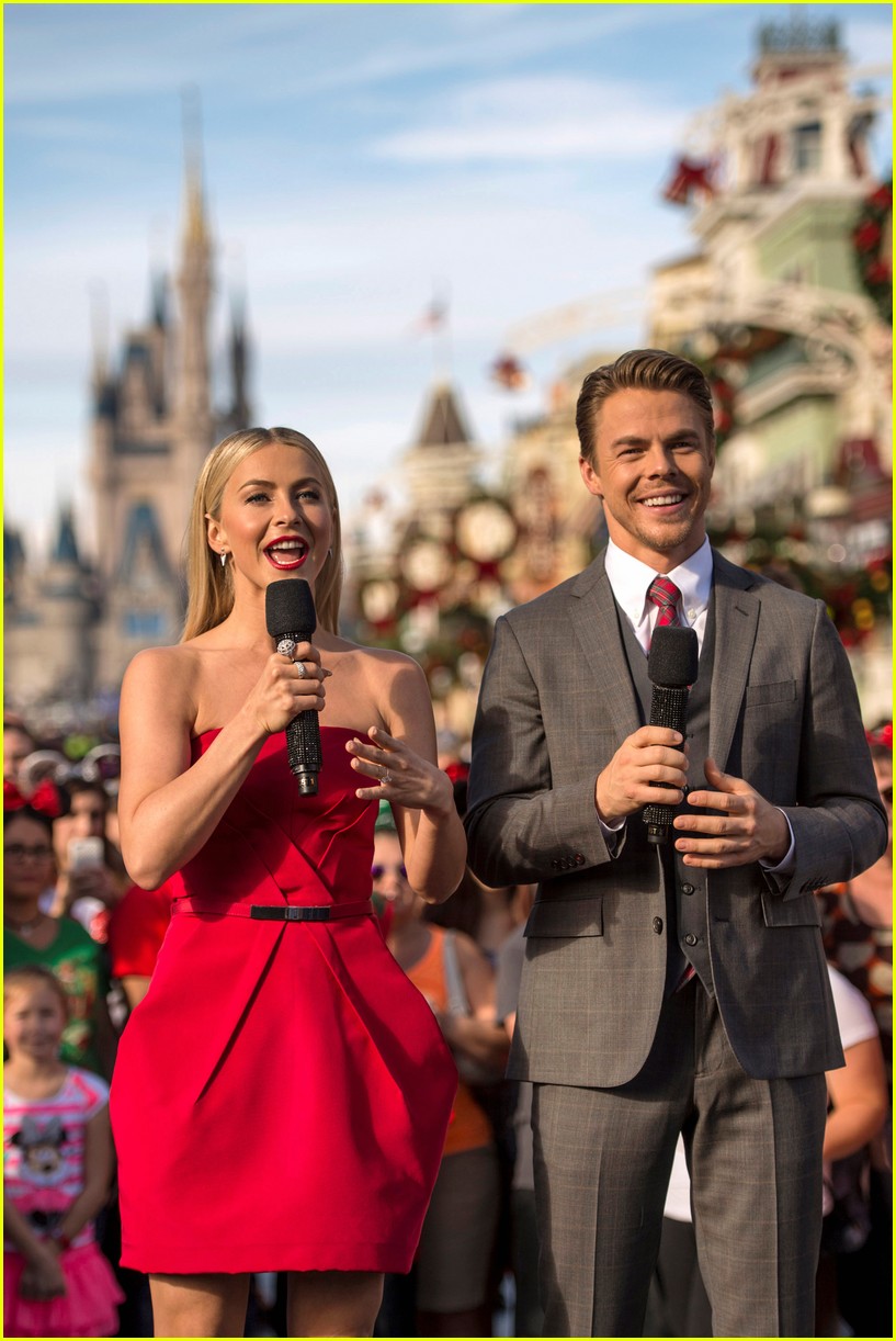 disney holiday celebration special 2016 full performers list 11
