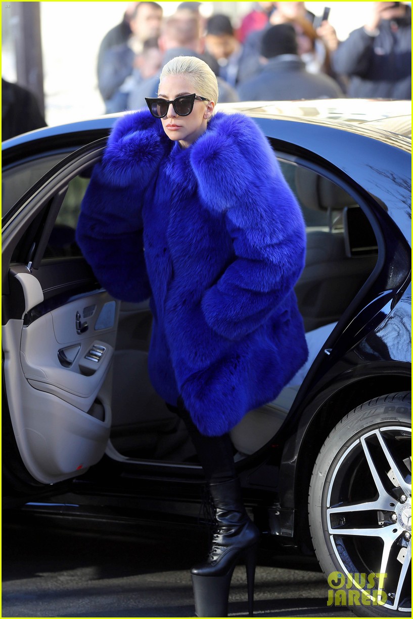 lady gaga blue fur coat paris 133817408