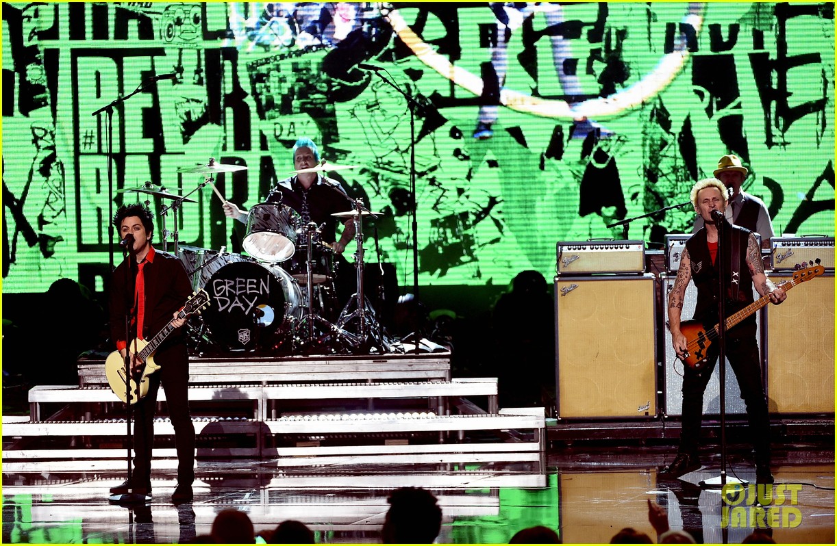green day amas 2016 performance 073813003