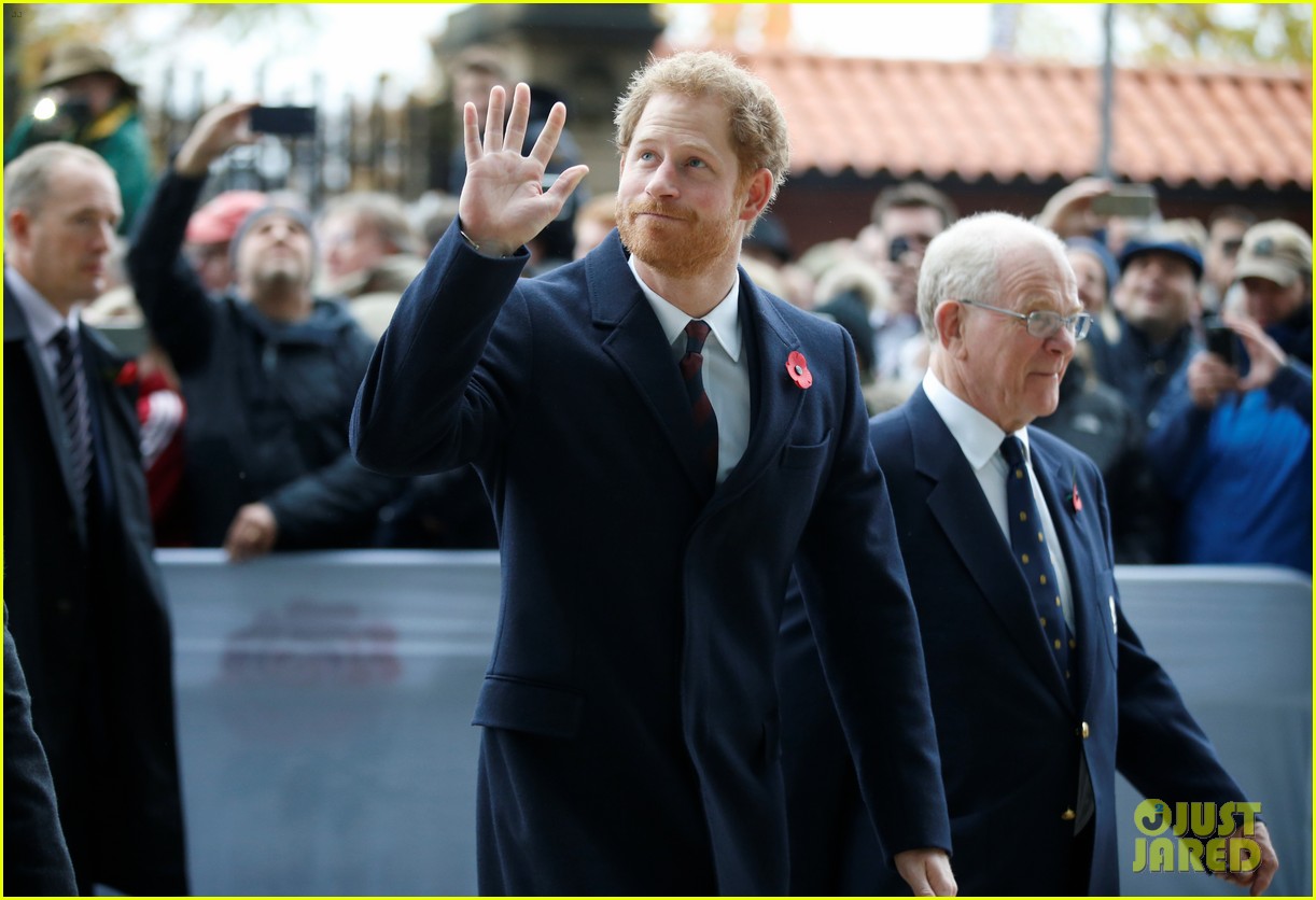 prince harry attends rugby match without girlfriend meghan 063807334