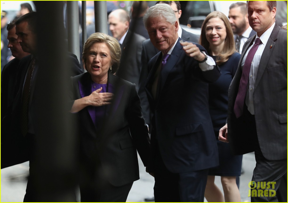 hillary clinton family shows suppport during concession speech 163805237