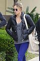 kate hudson spends her day hiking working out 02