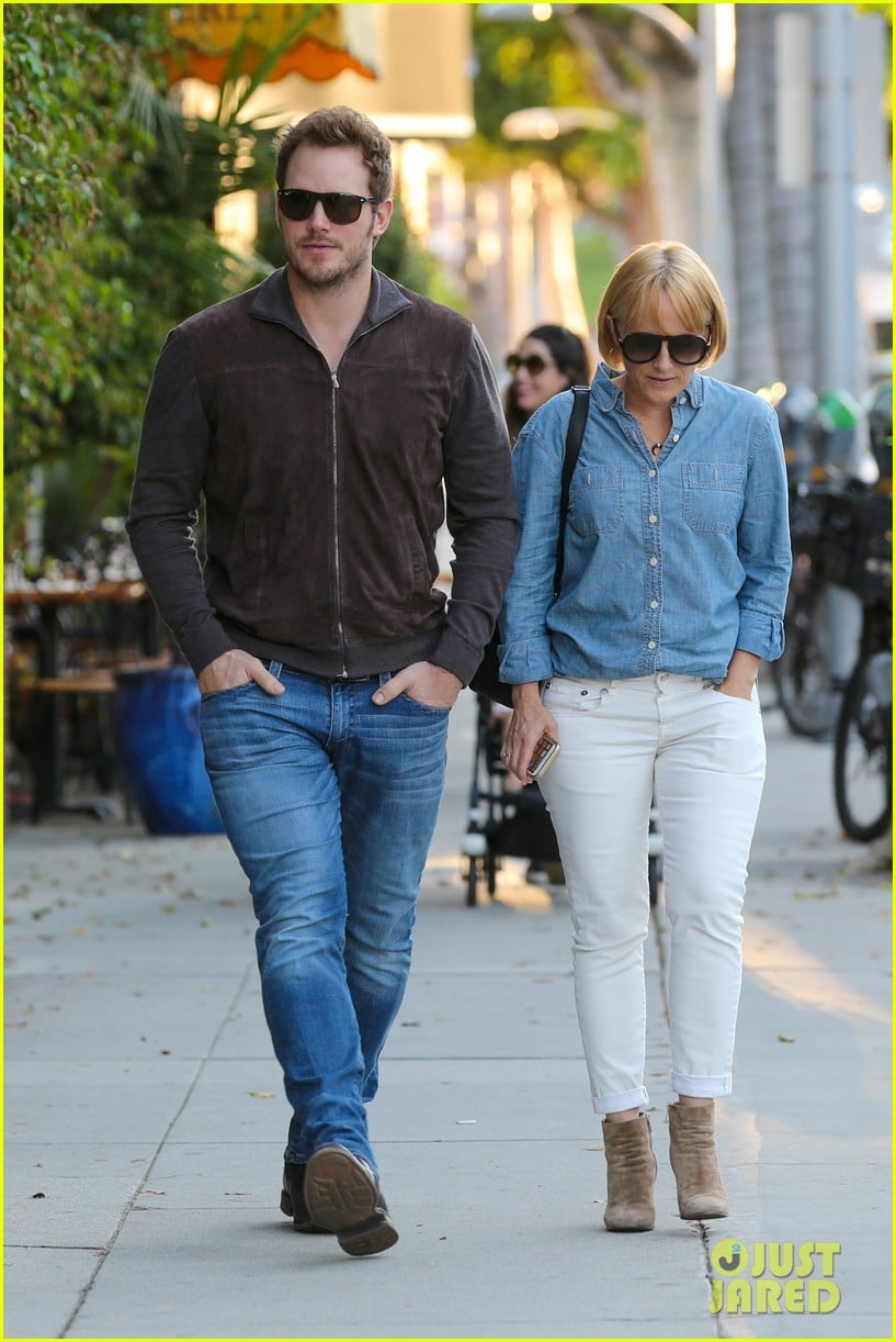 Chris Pratt Reveals His Three Favorite Body Parts on a Woman Photo