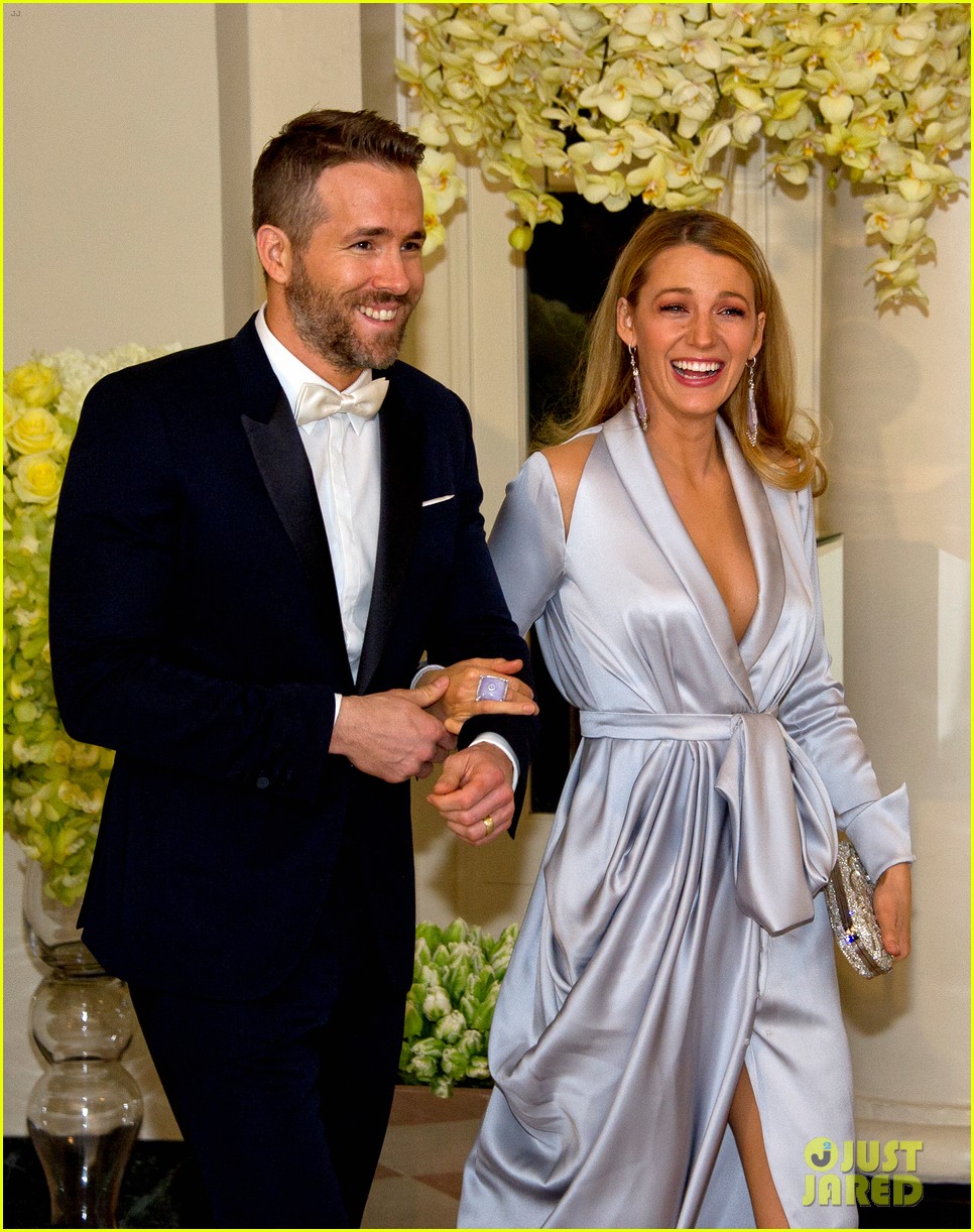 ryan reynolds reveals new baby is a girl blake lively reacts 053800702