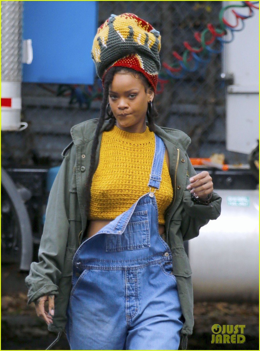 rihanna continues filming oceans 8 in nyc 043802418