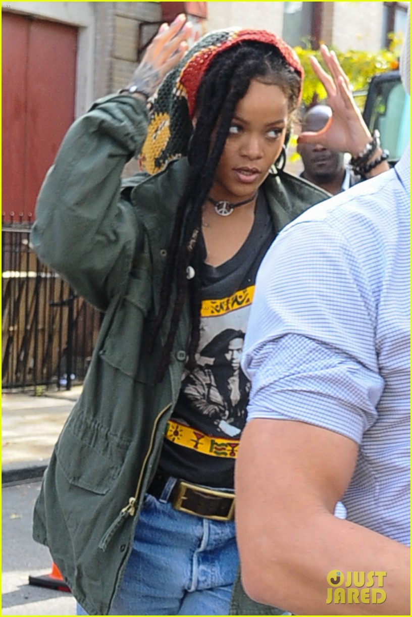 rihanna returns to the set of oceans eight 023800298